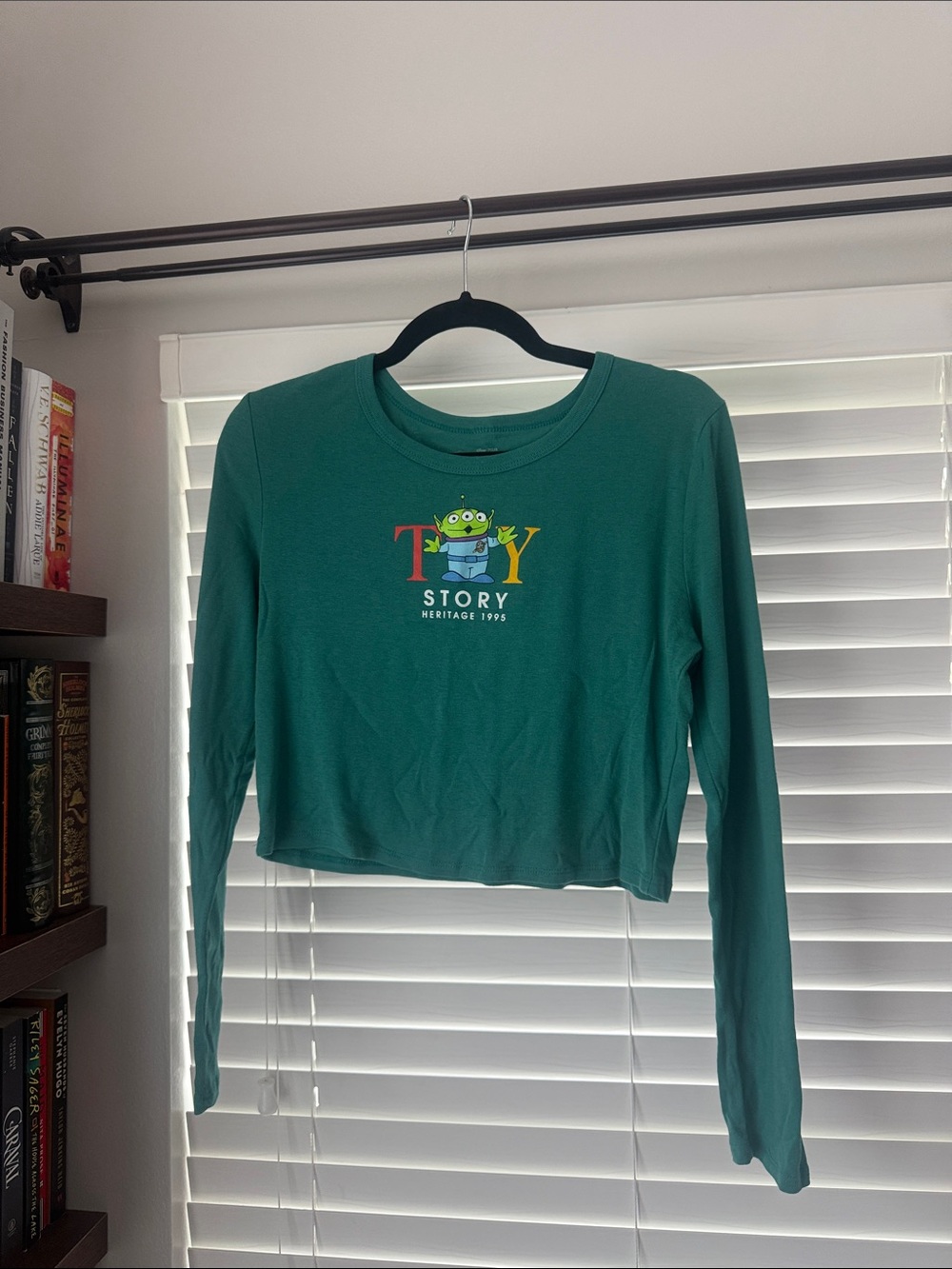 DISNEY Toy Story Green Long-Sleeve Crop Top